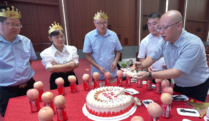 生日会视频新鲜出炉！白云人的专属快乐都要溢出屏幕啦，速来围观！